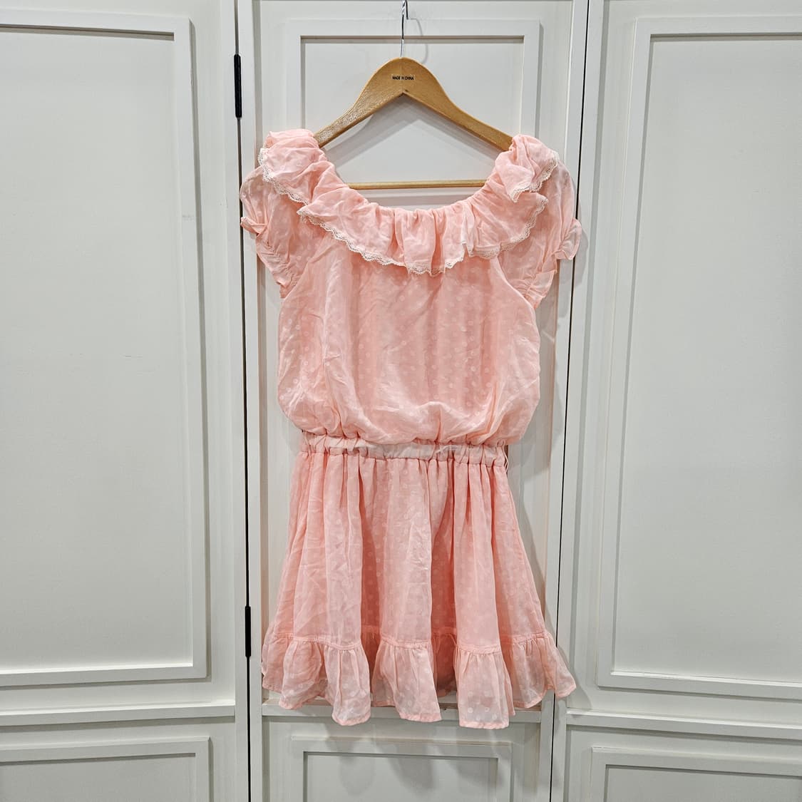 앙크루즈  도트 무늬 프릴 미니 원피스 상품이미지5