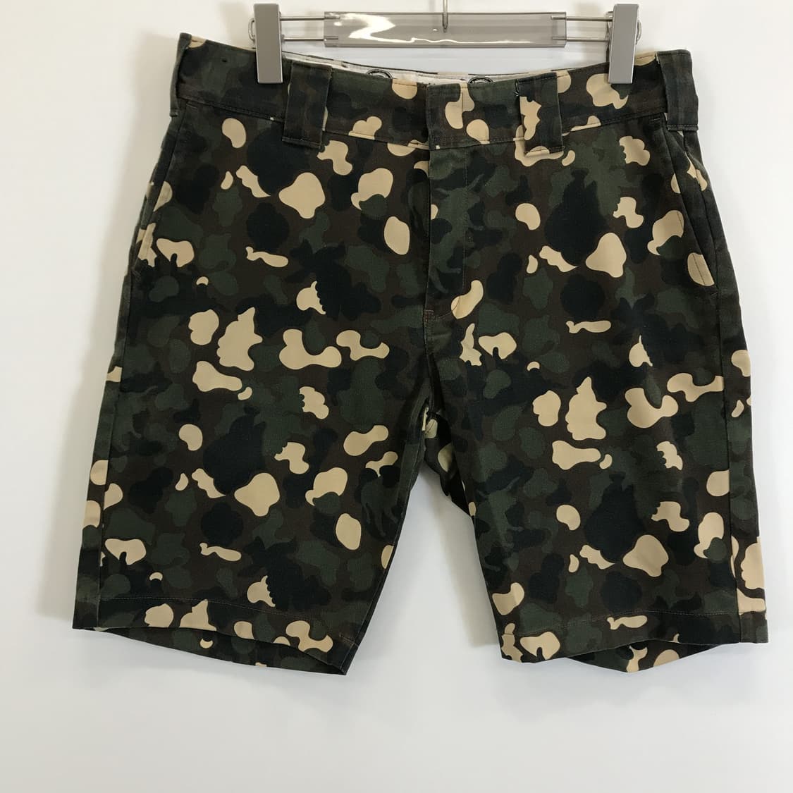 디키즈 카모패턴 반바지 [32인치] 상품이미지1
