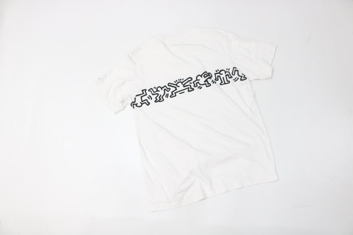 UT 키스 해링 그래픽 화이트 반팔 티셔츠 (XL) 상품이미지7