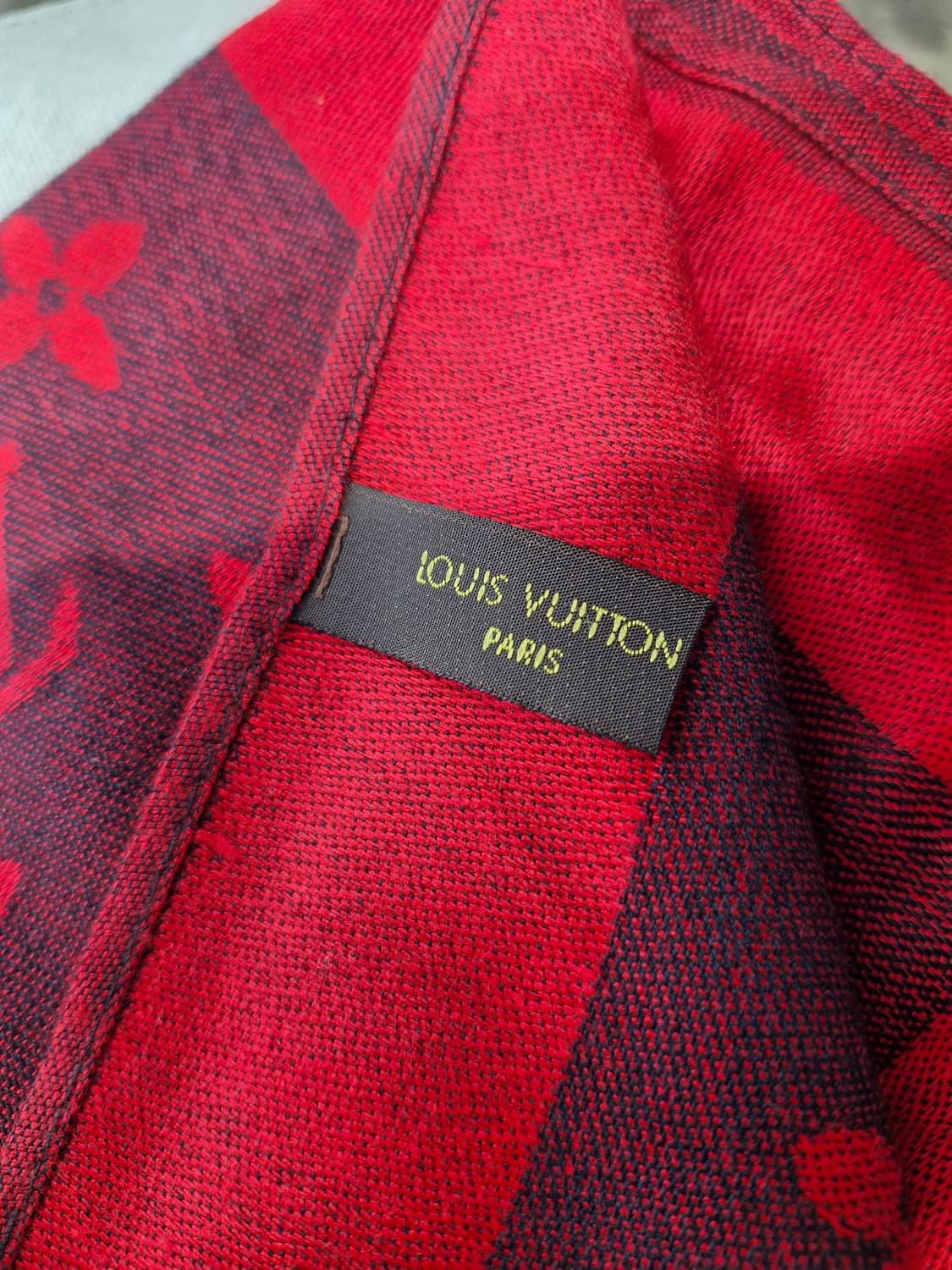 LOUIS VUITTON 루이비통 모노그램 레드&블랙 스카프 상품이미지4