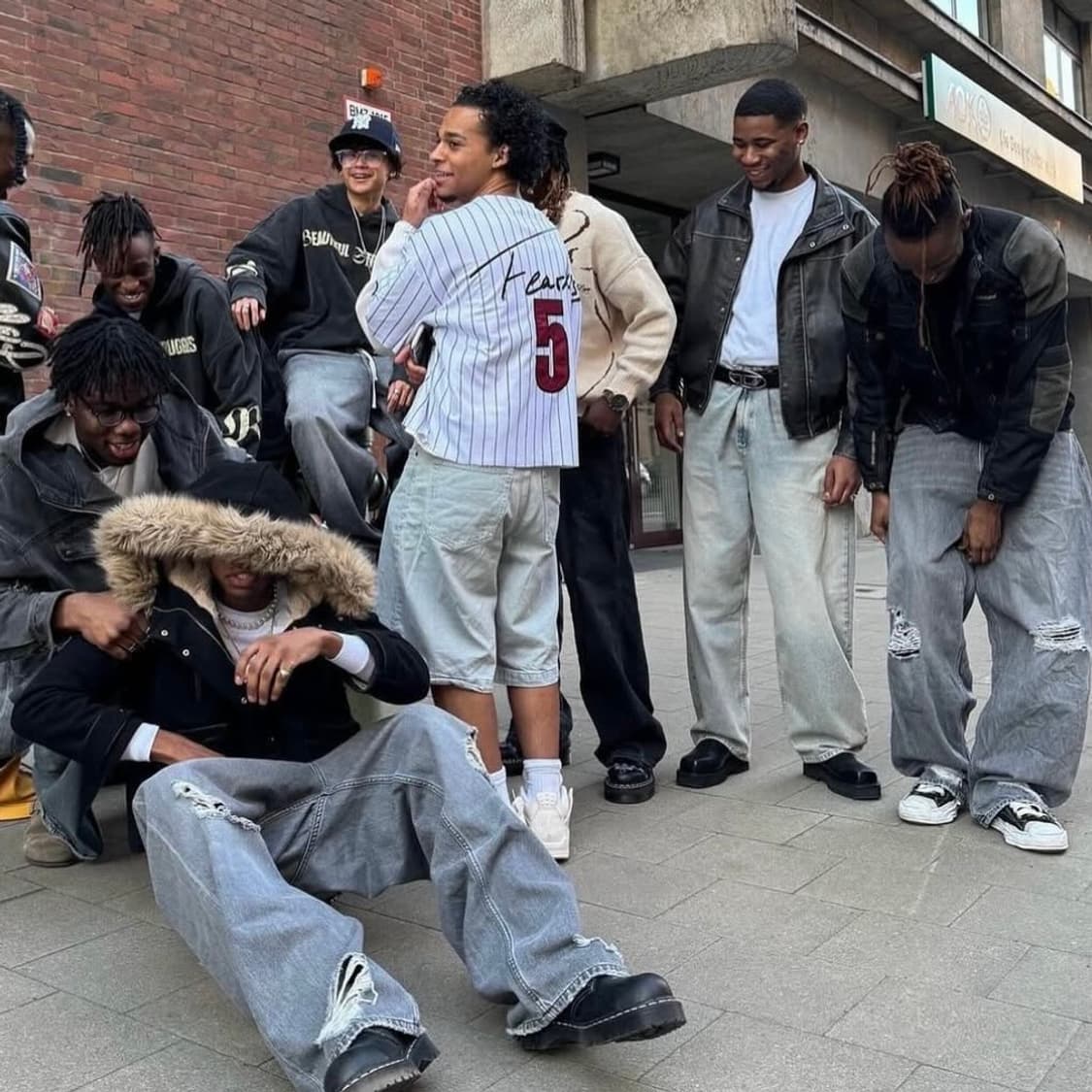 beautiful struggles 데미지 팬츠 그레이 상품이미지2