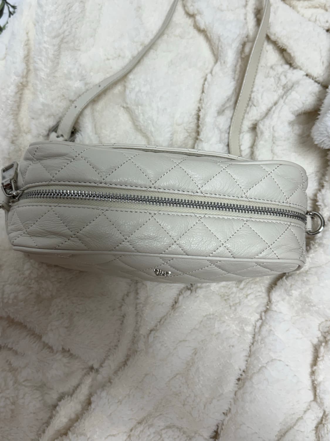 쓰리타임즈 카메라백 아이보리 상품이미지3