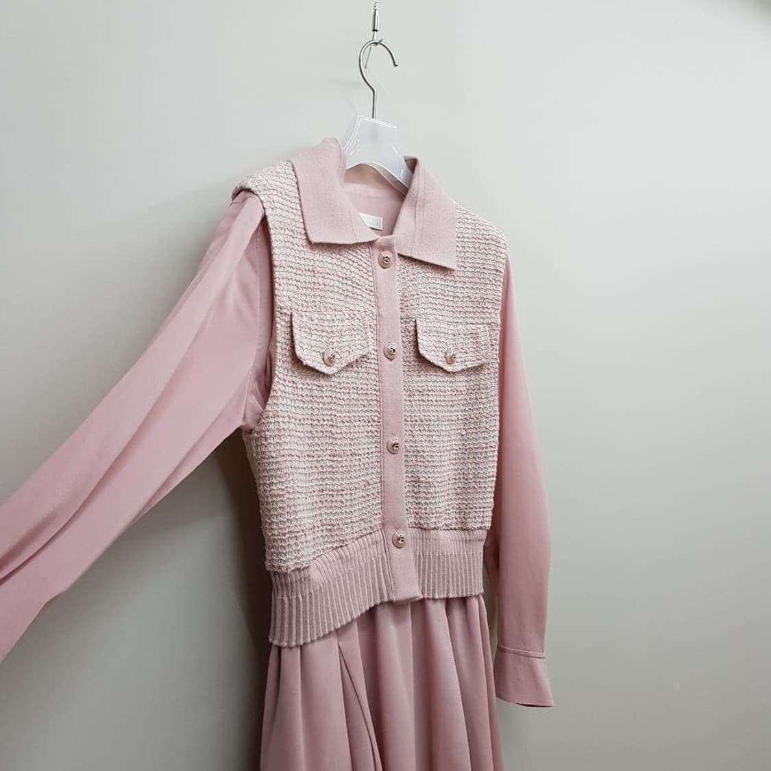 한섬 SJSJ 2023 트위드 배색 플리츠 롱 원피스 82-94-160 상품이미지3