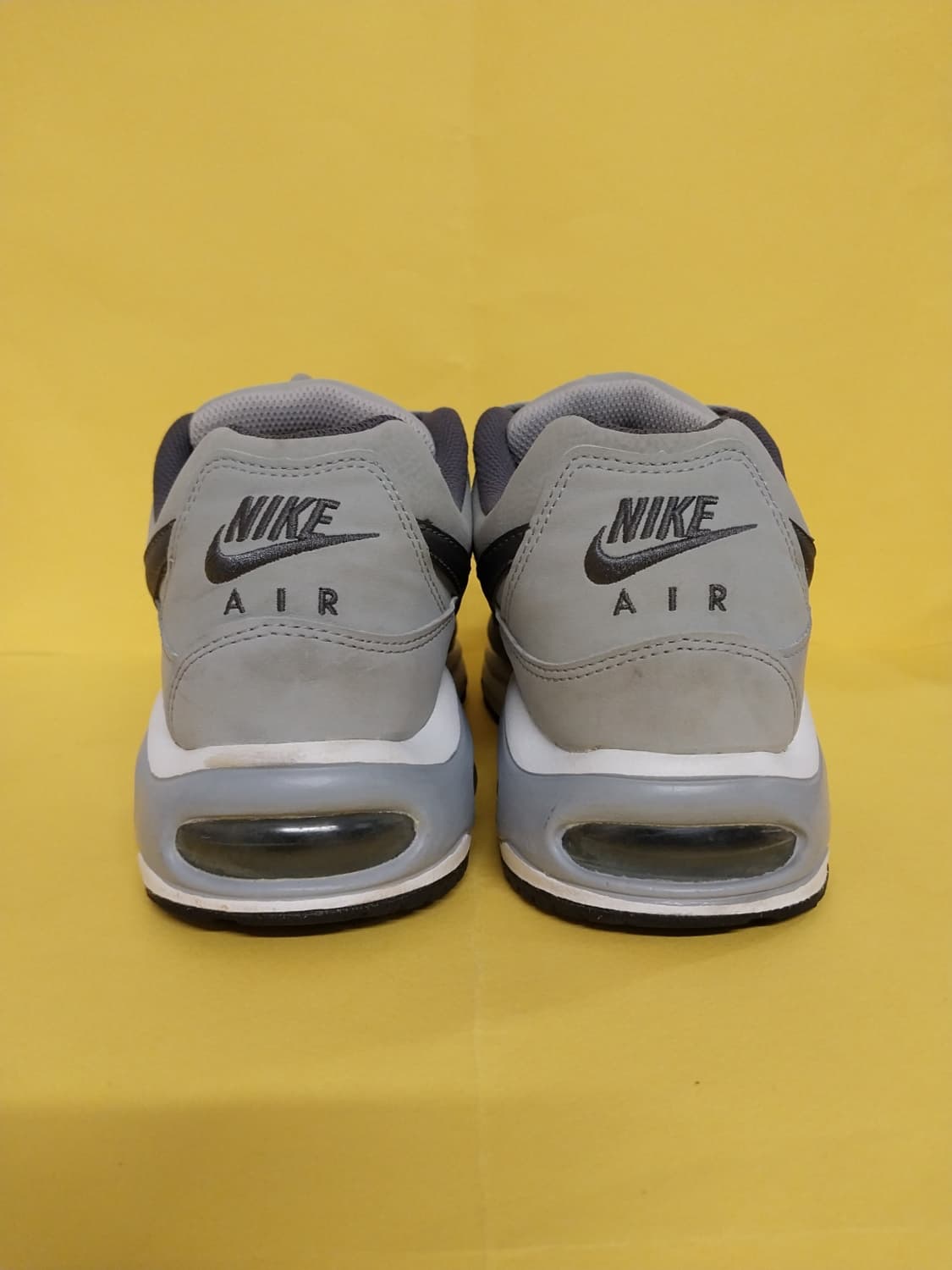 남성 나이키 에어맥스 커맨드 울프그레이 운동화 (260) 상품이미지4