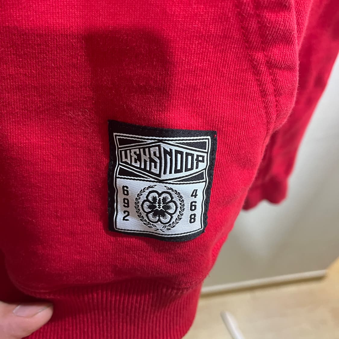 (오버핏 L) 윅스눕 마리아 후드 티셔츠 레드 상품이미지5