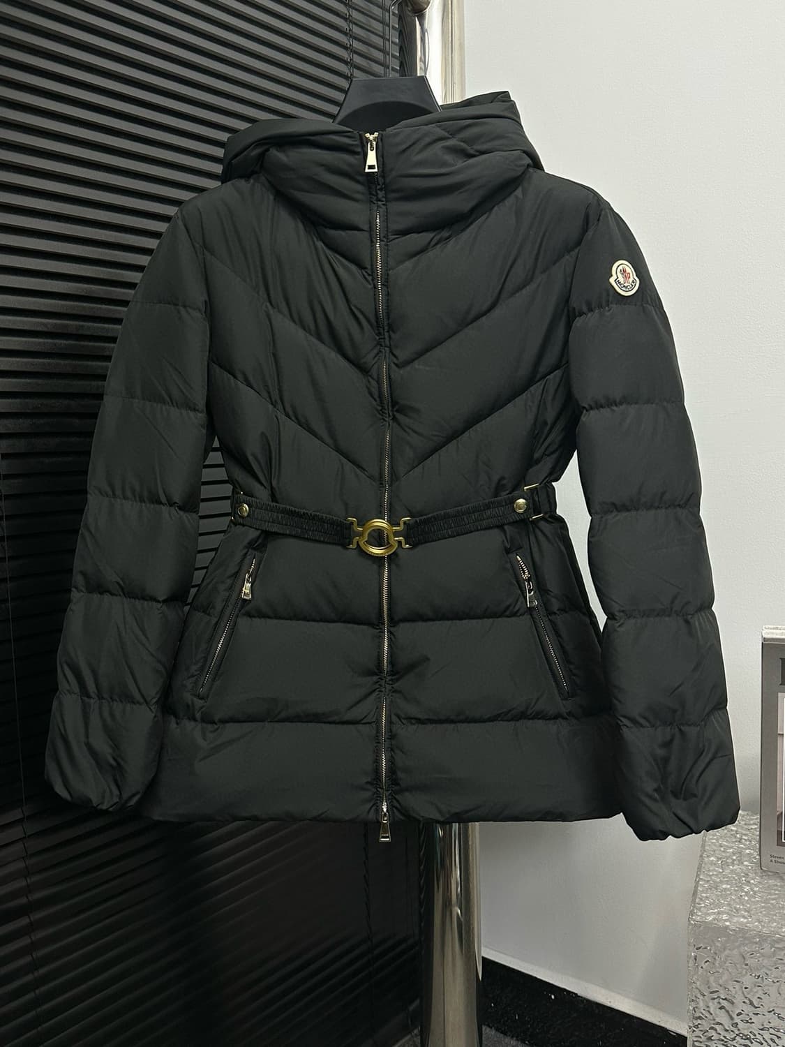 [몽클;레어] 새상품 / 브로세 / 2 (약 여성 55 사이즈) 상품이미지1