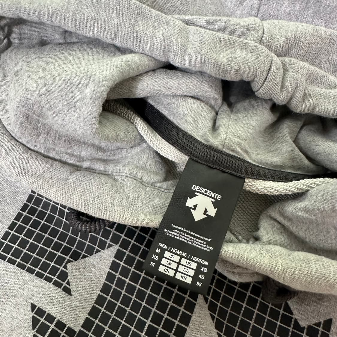 95 M 데상트 빅로고 코튼 후드티 상품이미지4