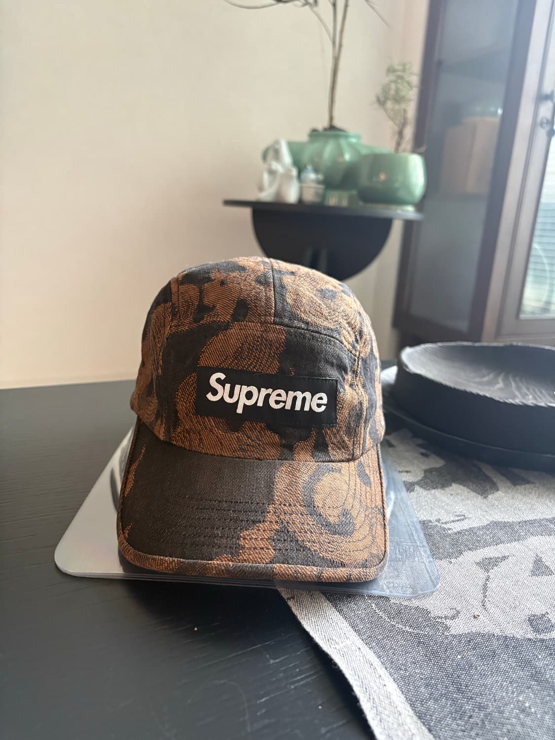 슈프림 플레임 자카드 데님 캠프캡 워시드 블랙 상품이미지3