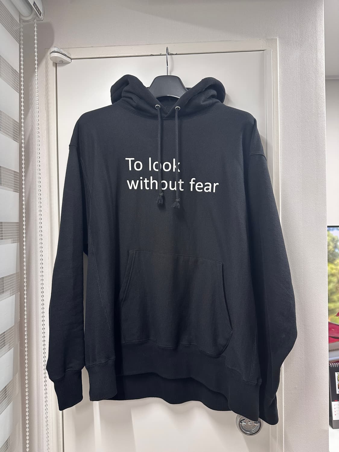 볼프강 틸만스 x MoMA 한정판 후드 상품이미지3