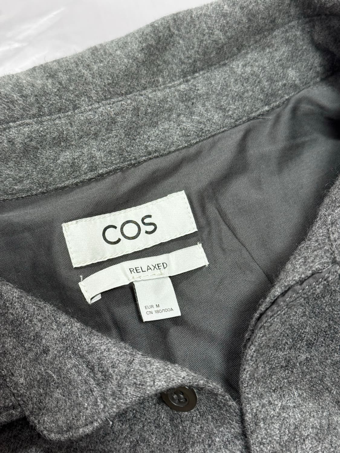 cos 코스 모헤어 투포켓 셔츠 상품이미지4