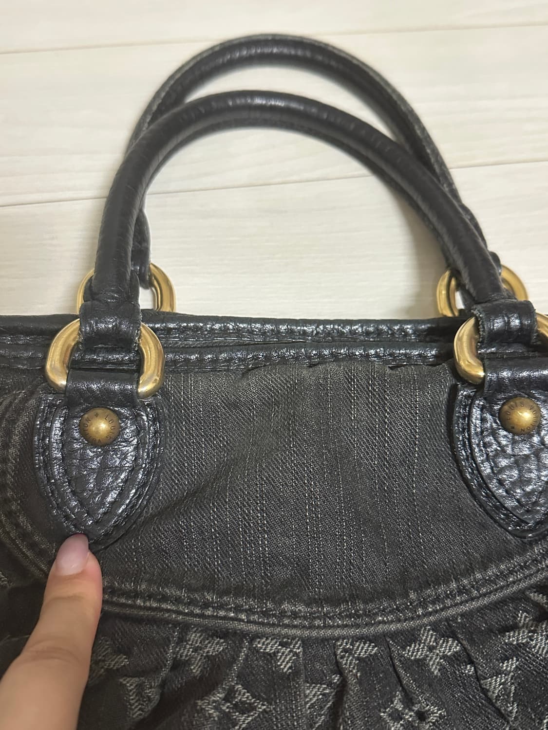 루이비통 빈티지 데님 모노그램 숄더백 블랙 상품이미지3