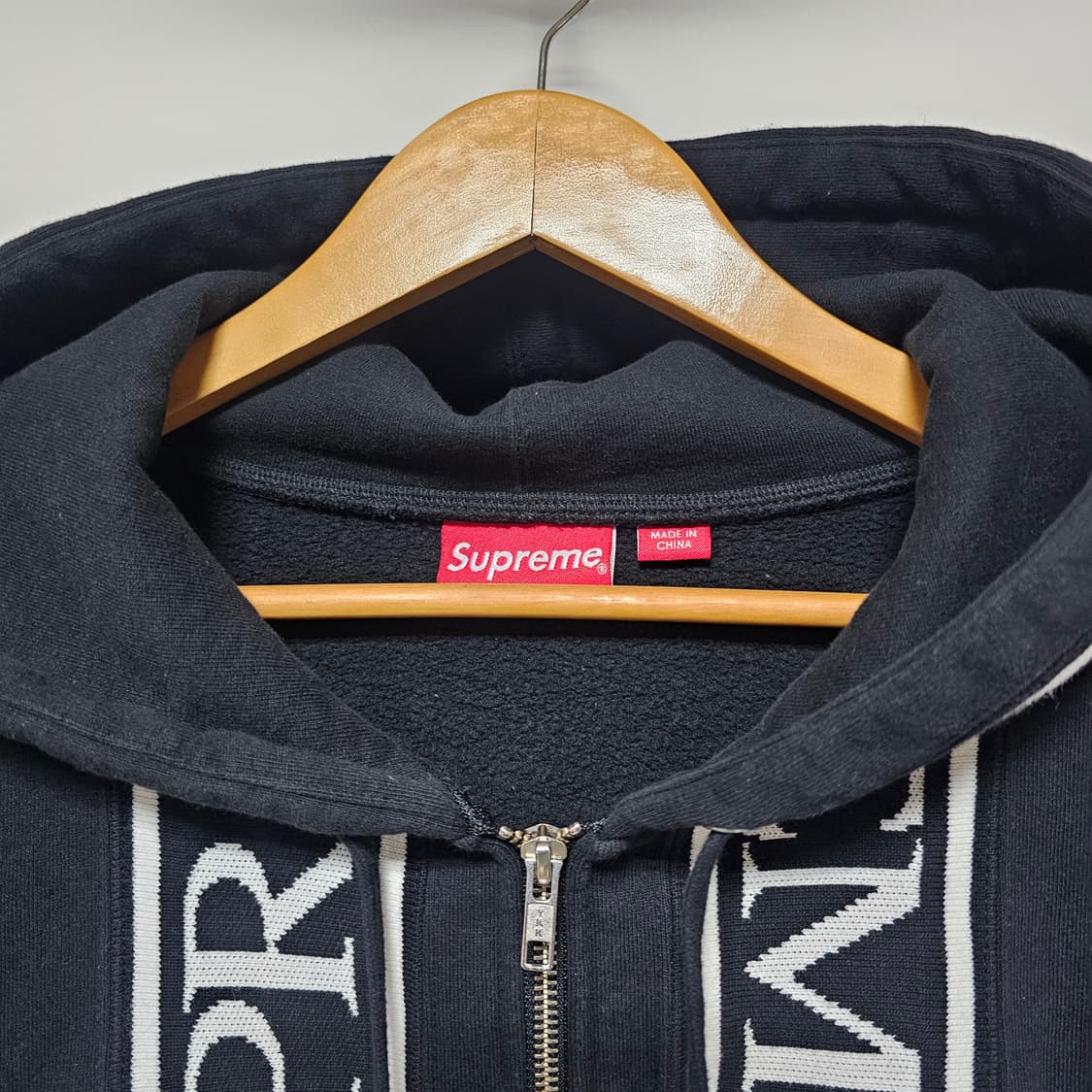 슈프림 로만 후드집업 블랙 XL 상품이미지2