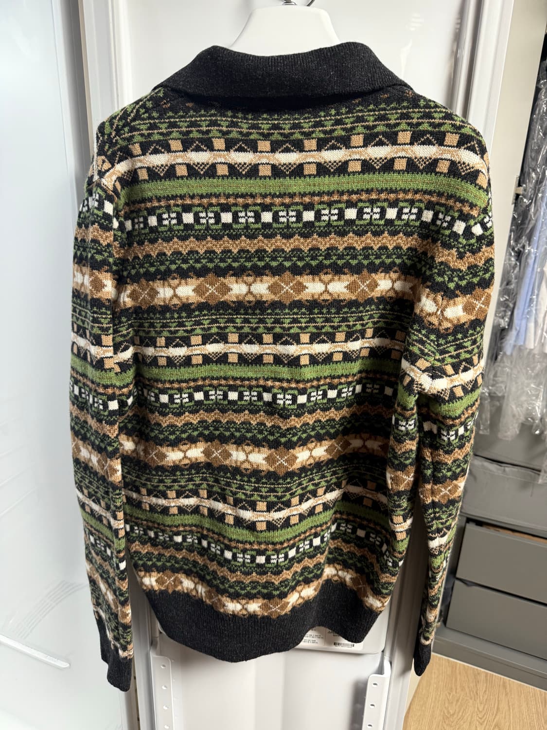 로에베 25SS 울 자카드 폴로 니트 상품이미지4