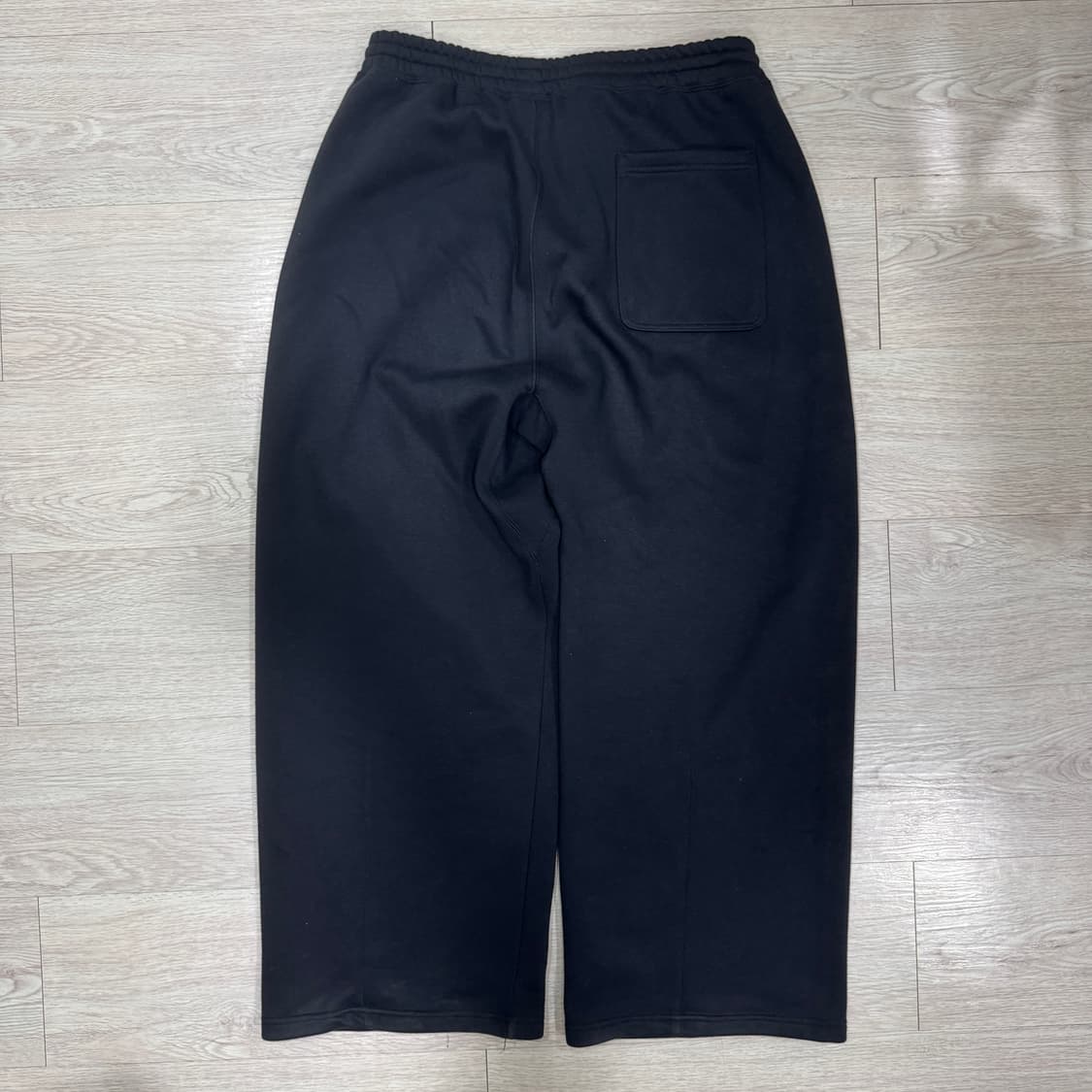 아디다스 블랙 와이드 트레이닝 기모 팬츠 상품이미지2