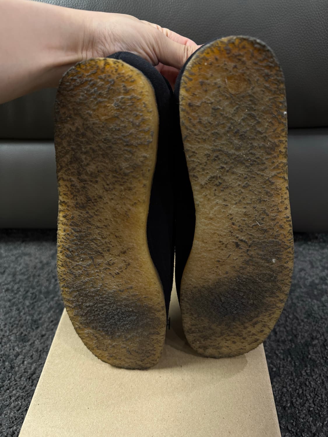 (US9) OVO x 클락스 왈라비 블랙 상품이미지6