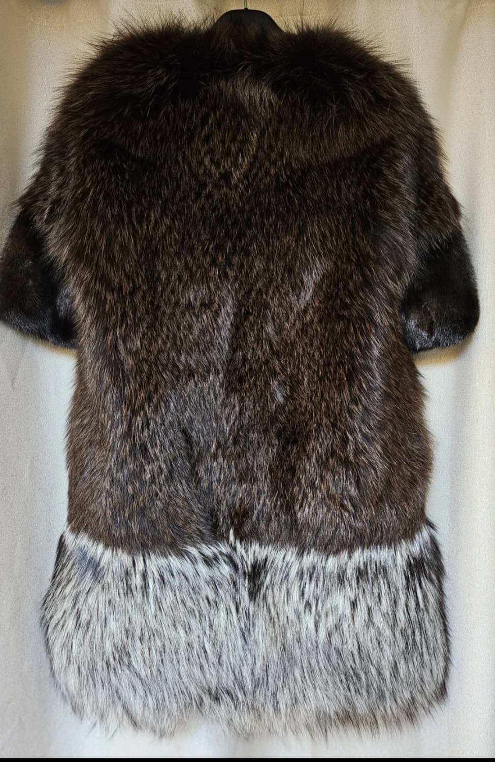 사가퍼스 반팔 폭스 퍼 코트(66)
 상품이미지2