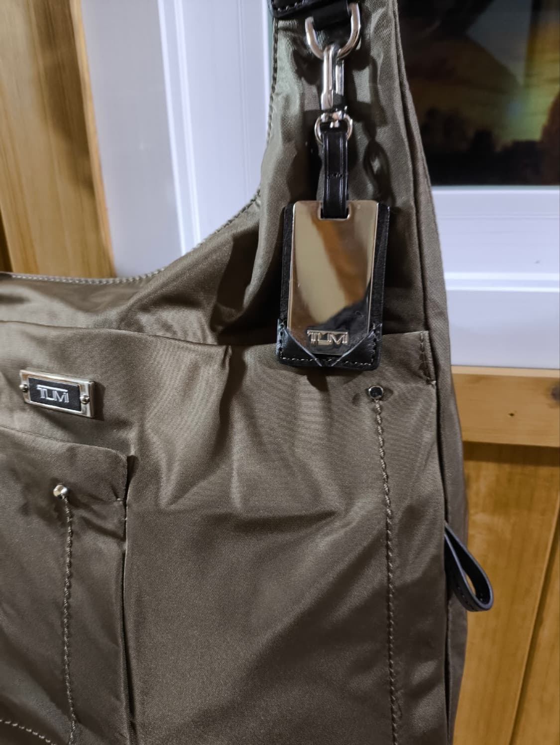 투미 보야져 수마트라 크로스백 상품이미지2