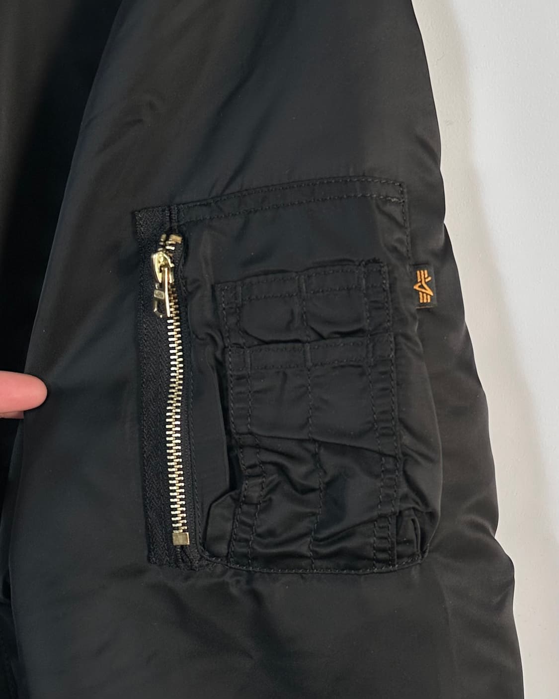 알파인더스트리 블랙 ma-1 자켓 (va.101) 상품이미지4