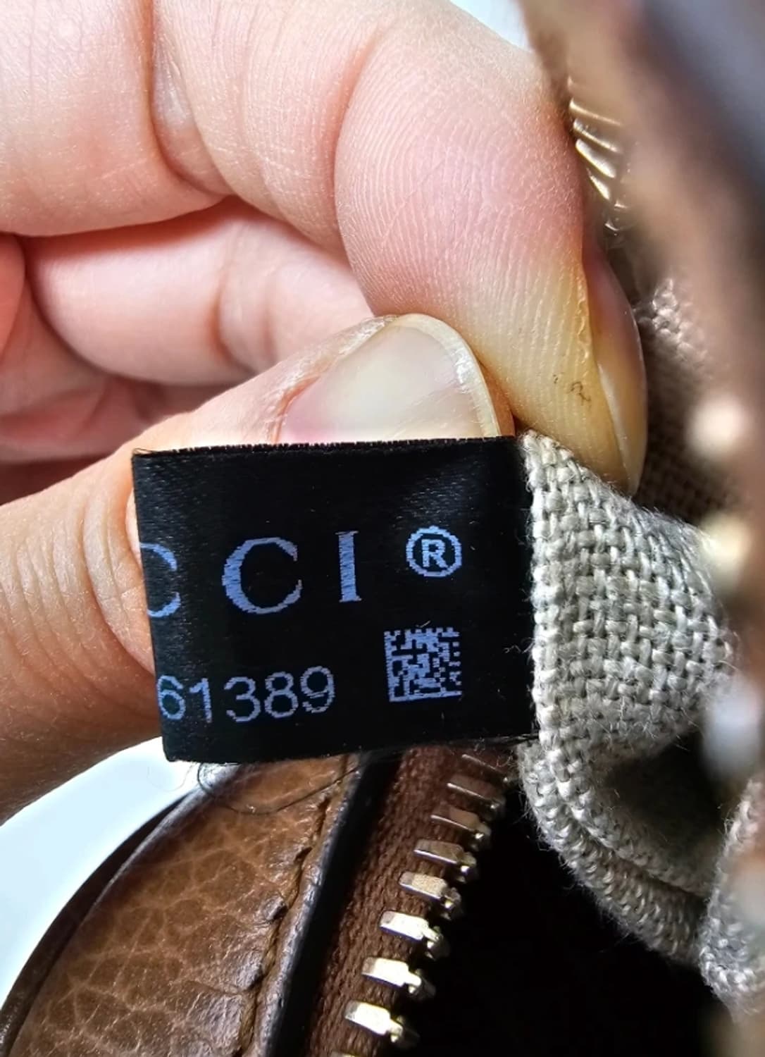 구찌 GG 패턴 브라운 크로스백 상품이미지8