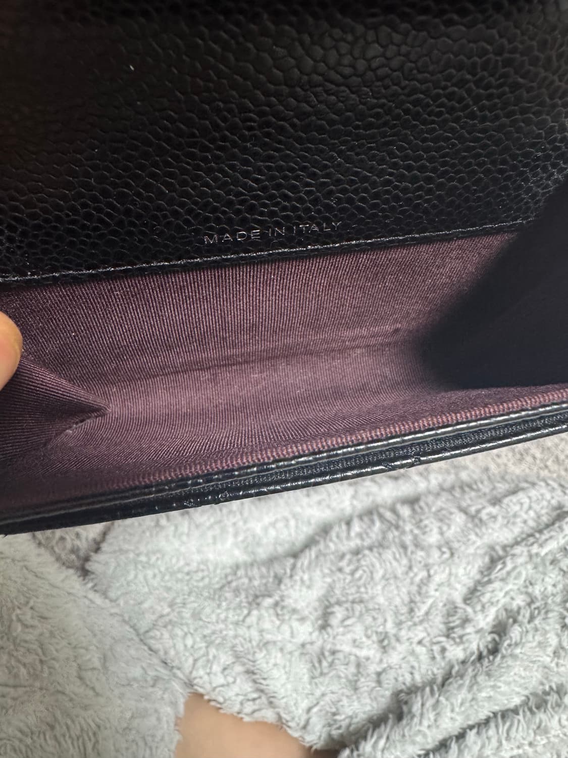 샤넬 캐비어 똑딱이 은장 카드지갑 블랙 상품이미지7