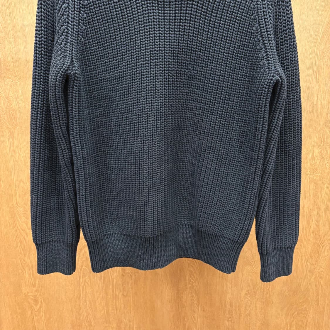 알렉산더 왕 긴팔 라운드넥 니트 래글런 무지 디테일 레귤러핏 블랙 상품이미지5