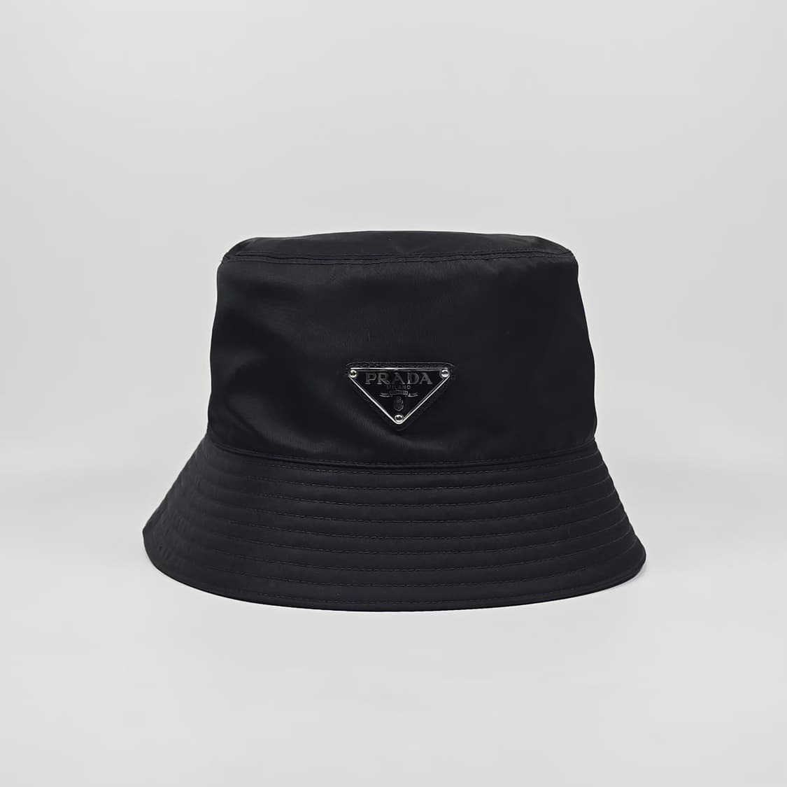 프라다 리나일론 버킷 햇 ( 58cm ) 상품이미지1