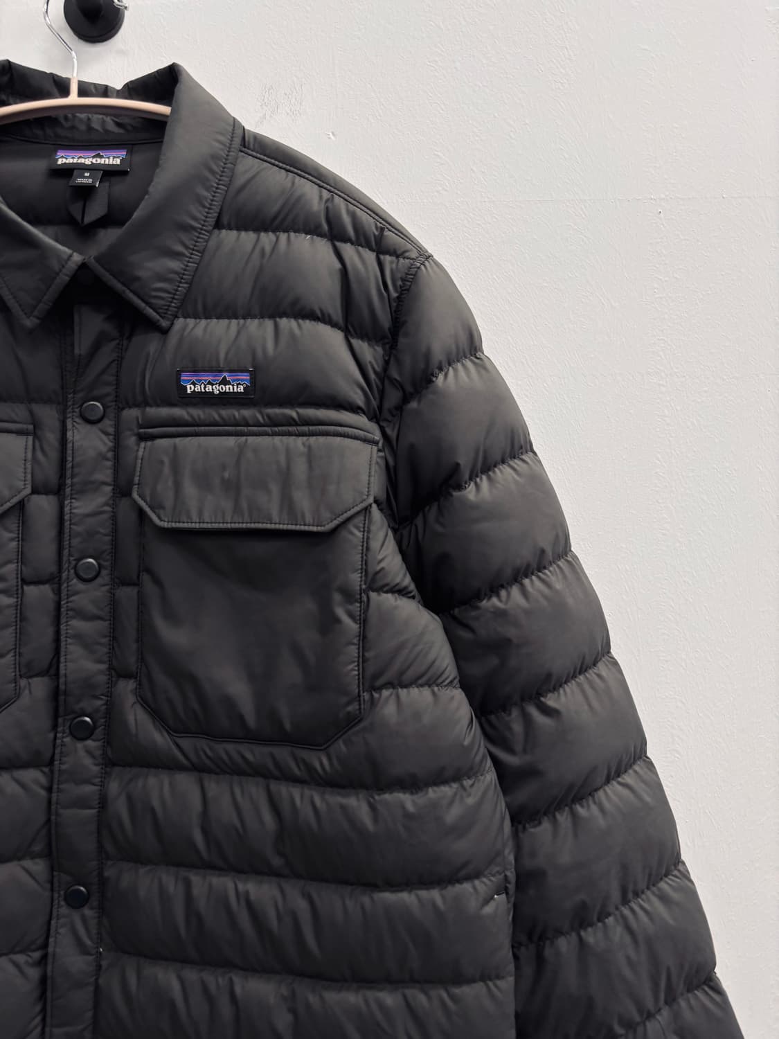 patagonia 파타고니아 사일런트 셔츠 다운패딩 상품이미지2