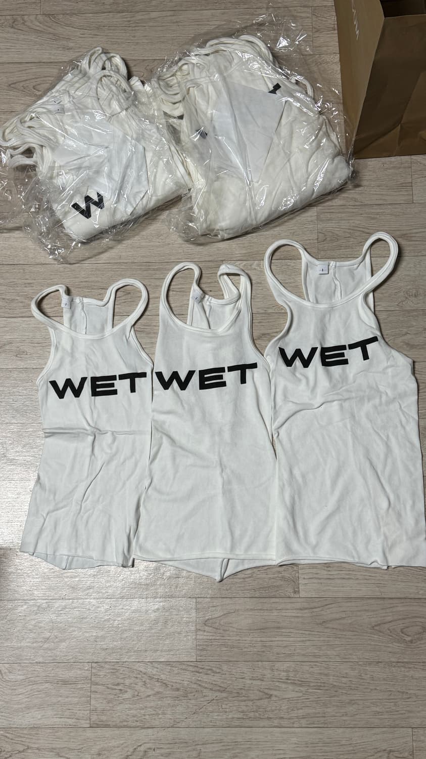 [2] 이지 웻 탱크 yzy wet tank 새상품 상품이미지2