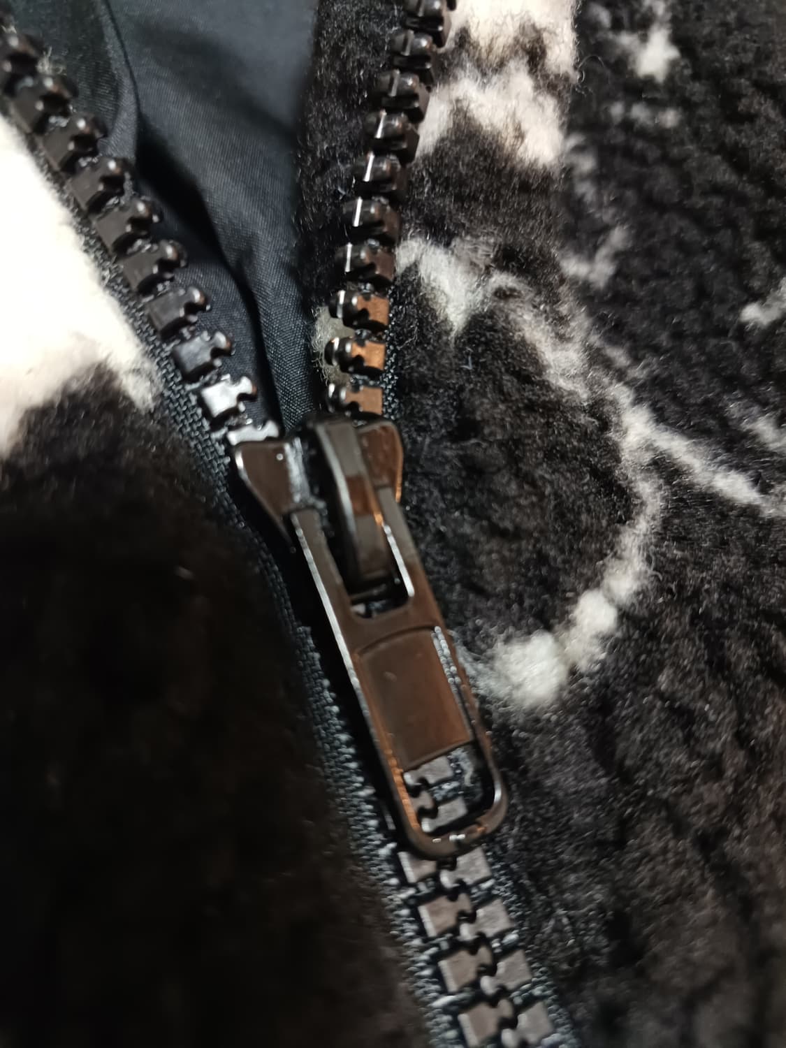 H&M 플리스 집업 자켓 / 따뜻한 양털 스타일 / 포인트 패턴 상품이미지4