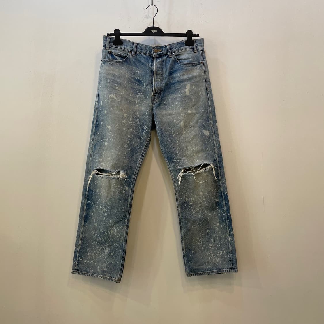 셀린느 21fw 컷디스트레시드 블리치드 진 상품이미지2