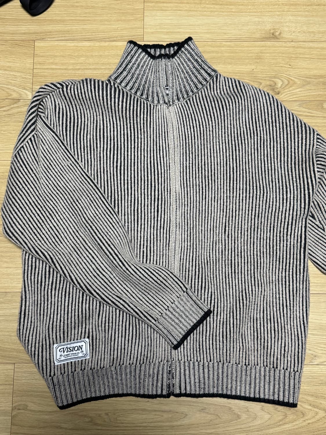 비전스트릿웨어 가디건 집업 상품이미지1