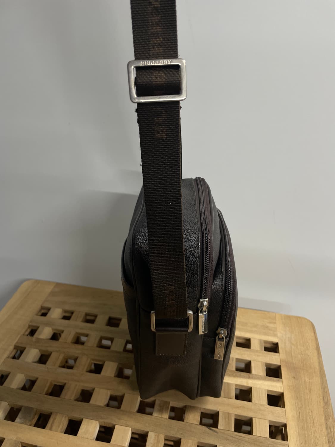 버버리 크로스백 상품이미지5