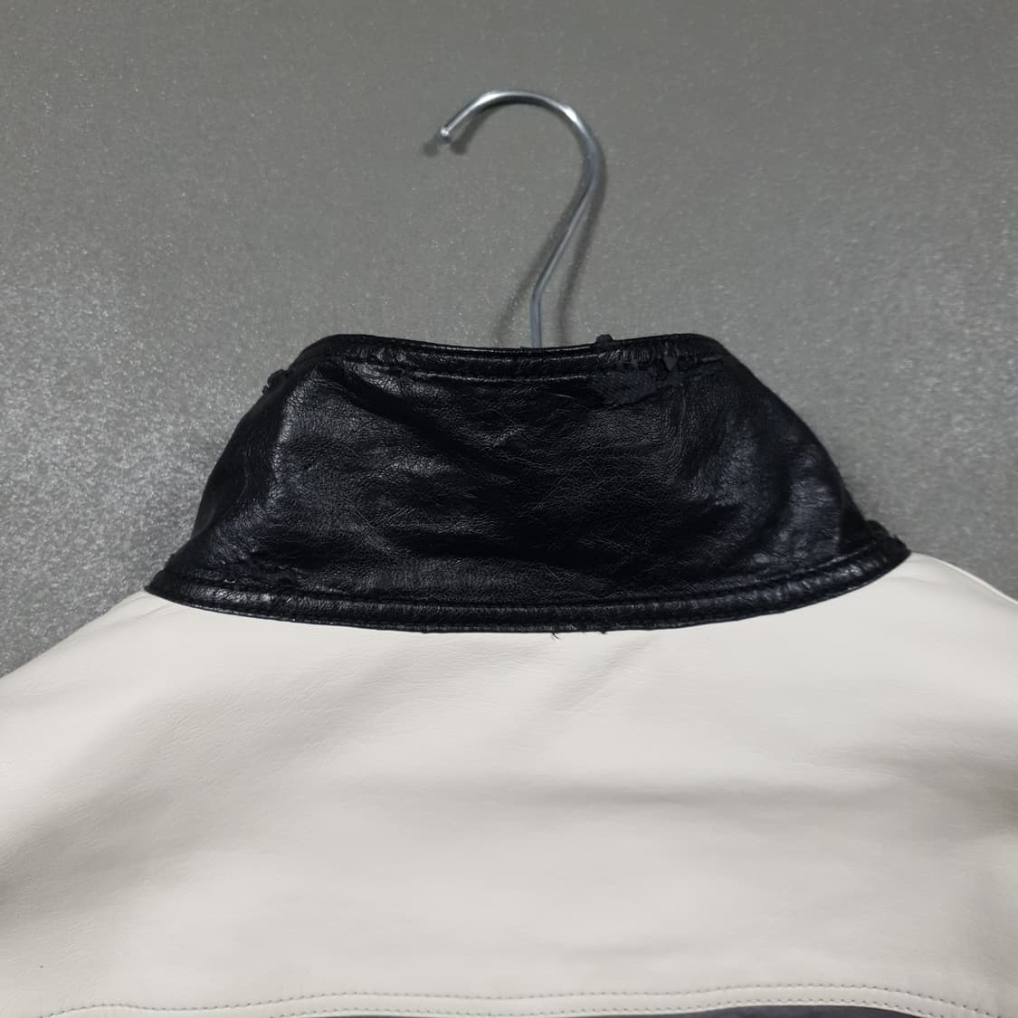 여성) 더오픈프로덕트 파넬드 투웨이 지퍼 바이커 레더 가죽 자켓 1 상품이미지9