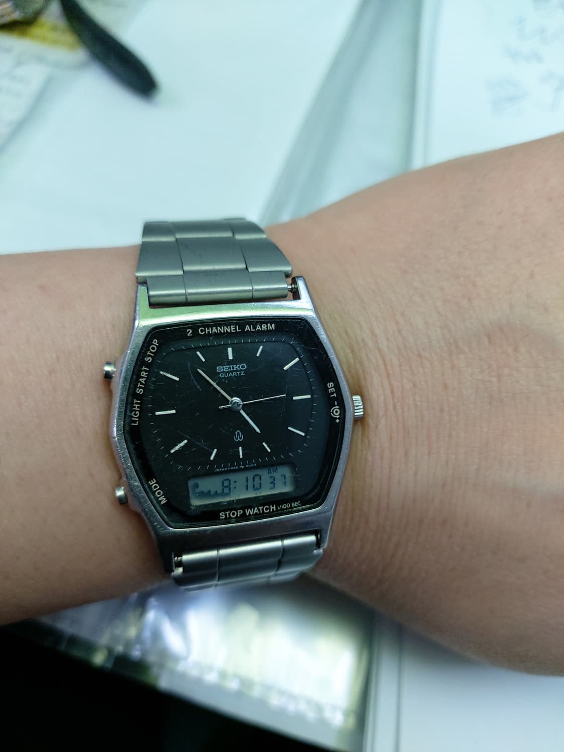 세이코 쿼츠 2채널 시계 상품이미지4