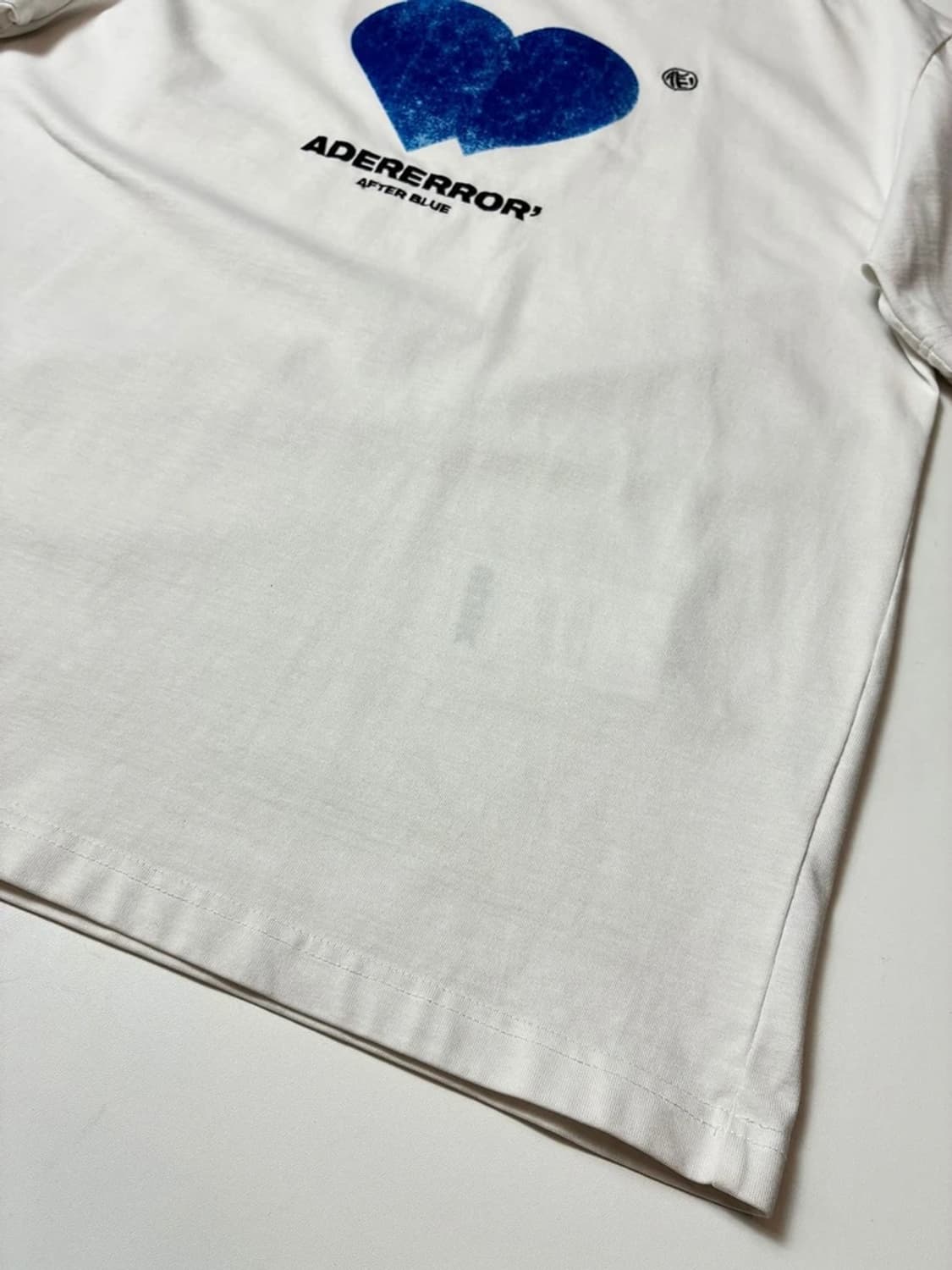 아더에러 ADERERROR 트윈 하트 로고 티셔츠 PN9158 상품이미지4