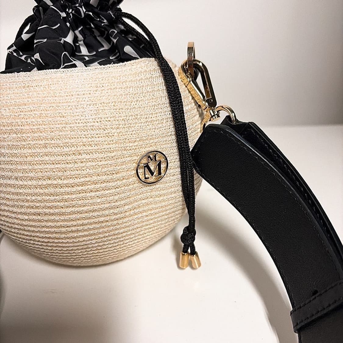 (정품/새상품) 메종 미쉘 스칼렛 라피아 미니 크로스백 상품이미지2