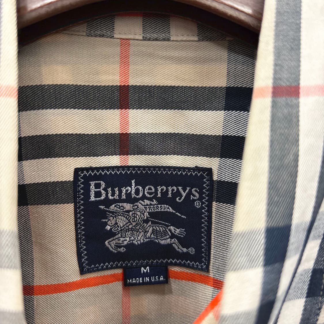 버버리 코튼 긴팔 셔츠 노바 체크 패턴 디테일 레귤러핏 베이지 상품이미지6