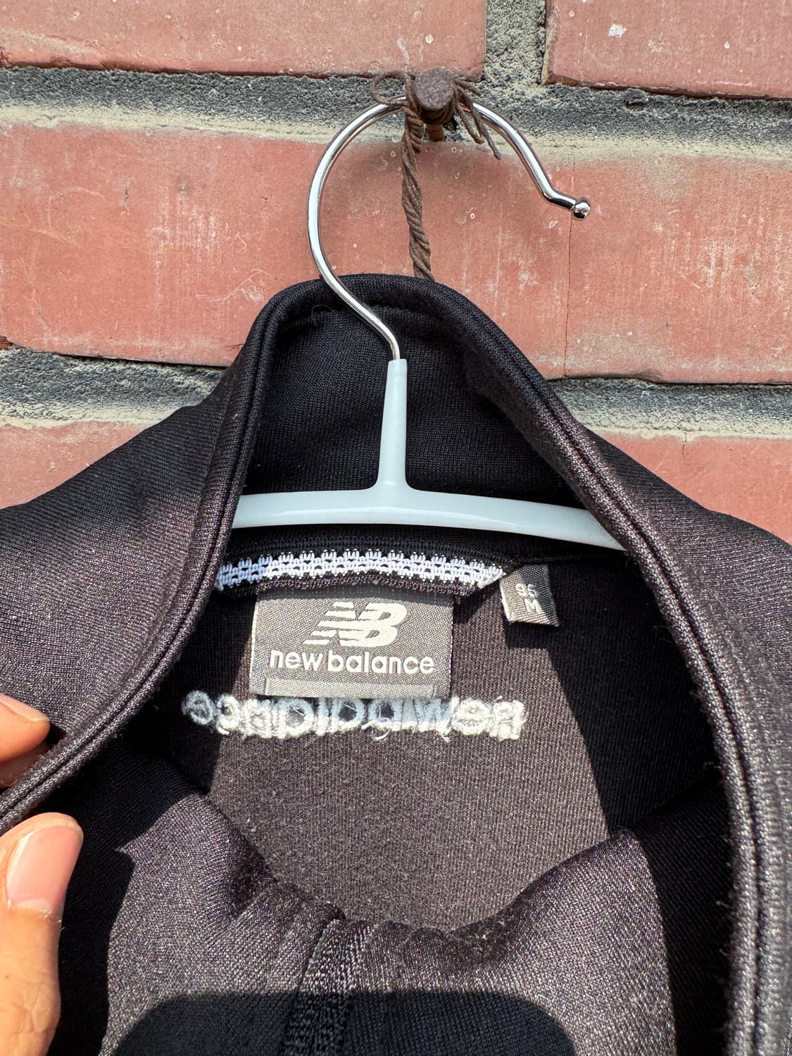 뉴발란스 블랙 져지 트랙탑 M 상품이미지3