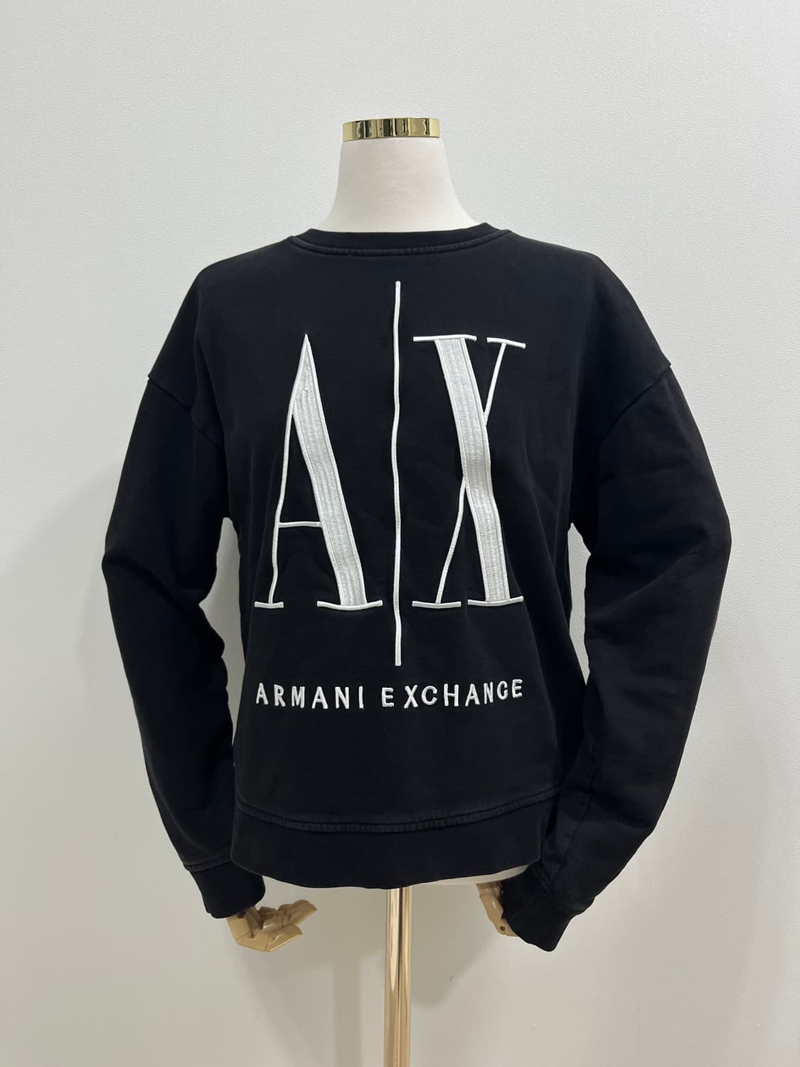 알마니 익스체인지 블랙 맨투맨 상품이미지1