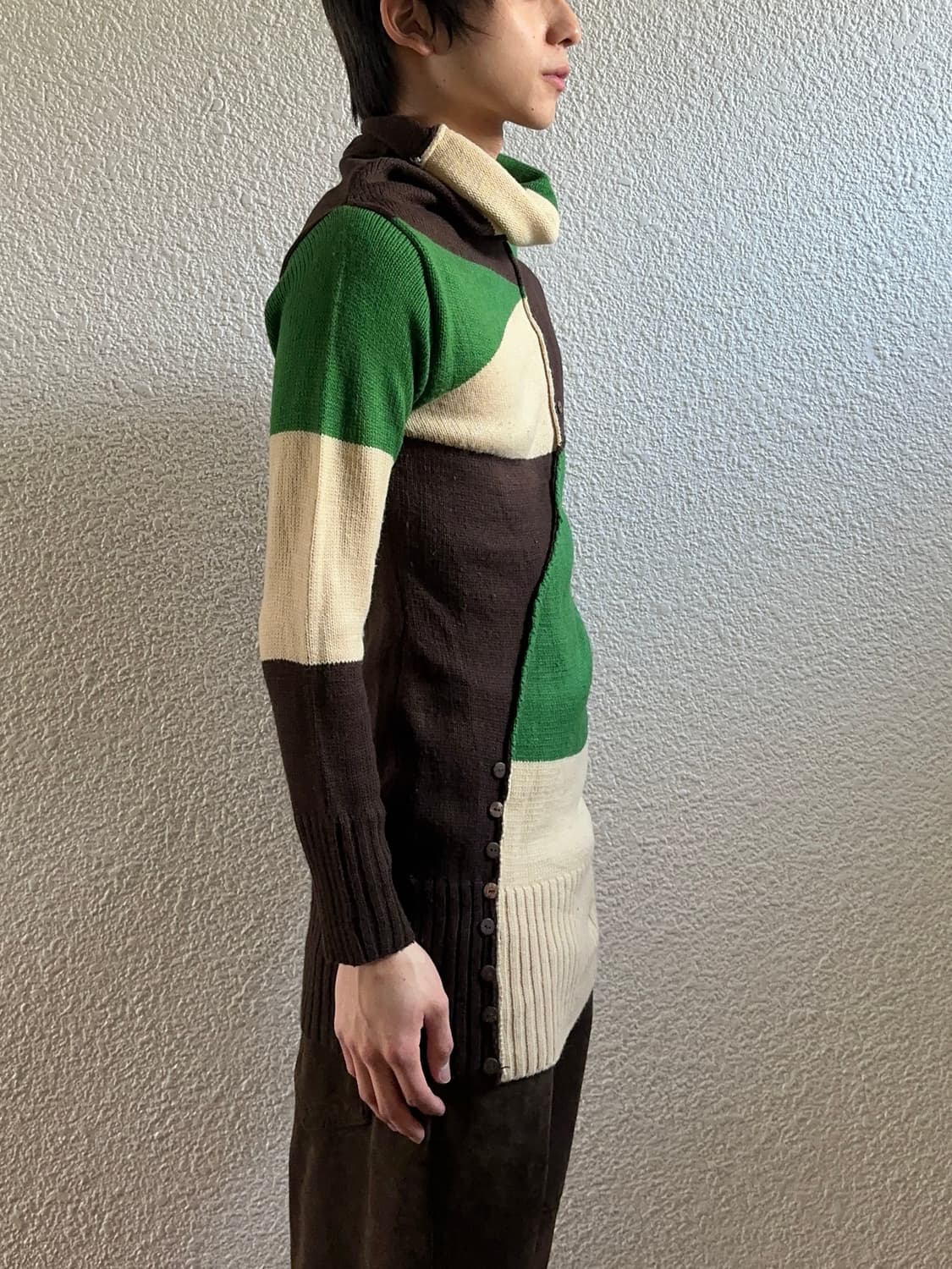 커브드 라인 패치워크 하이넥 니트 상품이미지5