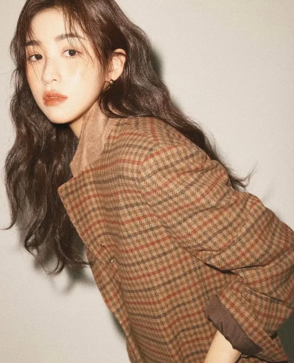 그레이양X유니 콜라보 체크 울 자켓 상품이미지1