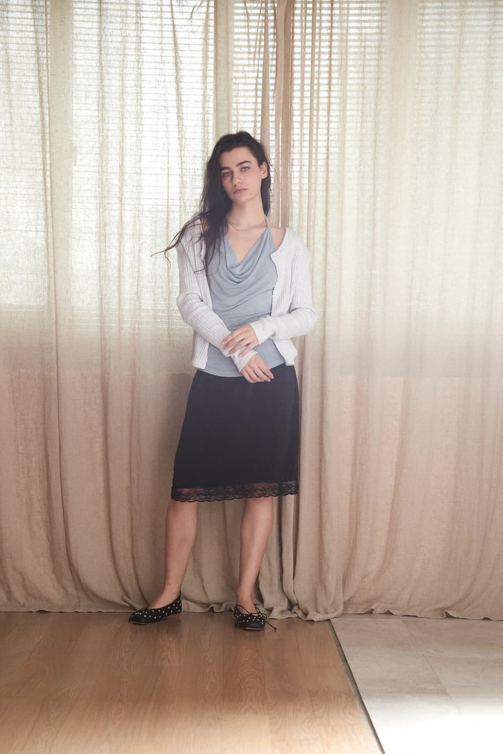 미즈유 mizyu Lina Soft Lace Midi Skirt 블랙 상품이미지2