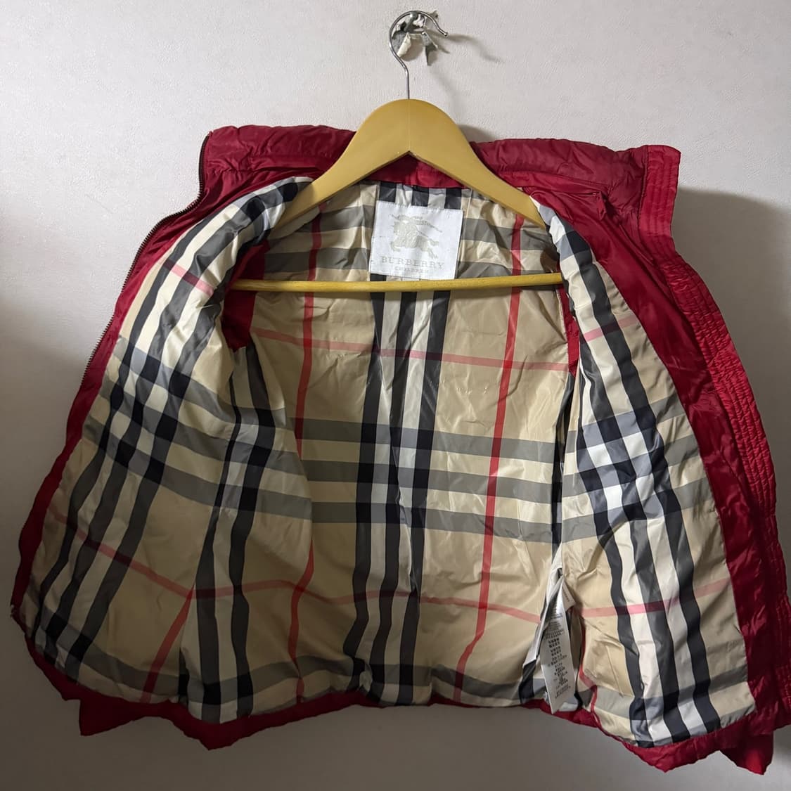버버리 아동 패딩 점퍼 레드 (10세, 140cm) 상품이미지6