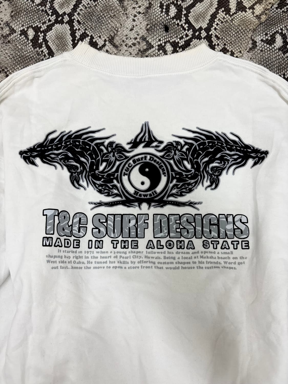 “T&C Surf” Dragon Print White Sleeve 상품이미지2