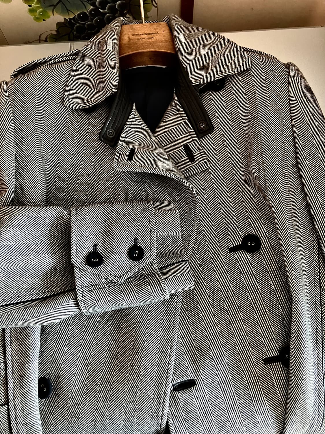 지방시 트위드 코트 상품이미지4