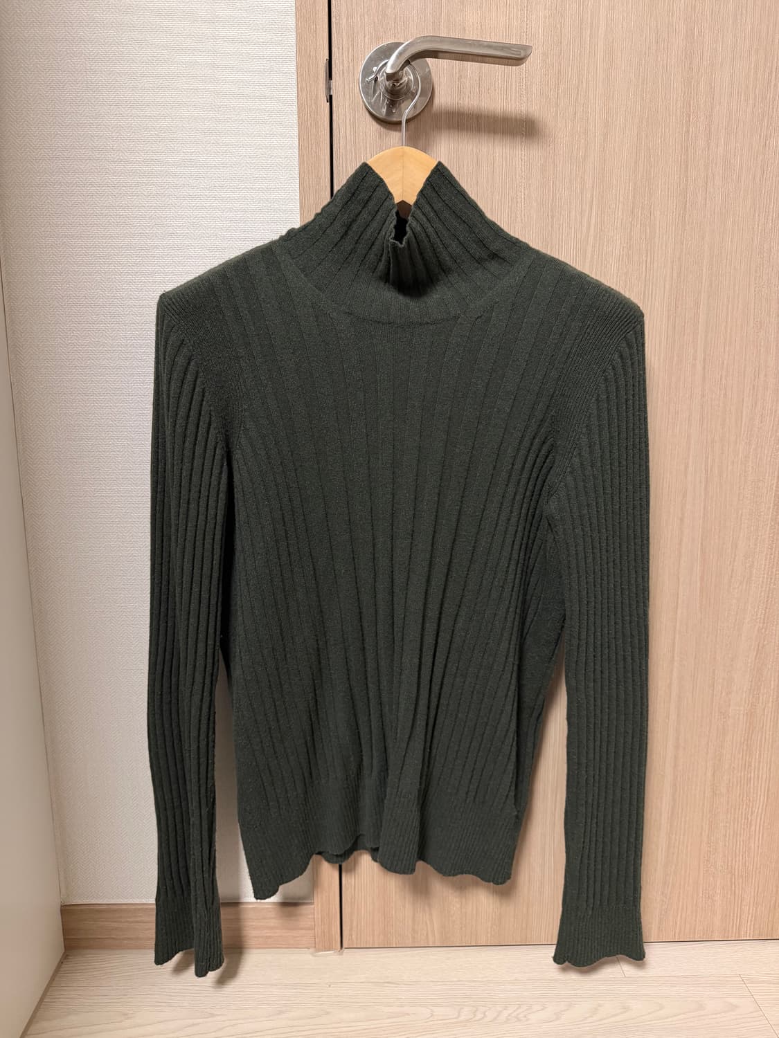 메종 마르지엘라 캐시미어 터틀넥 니트 상품이미지4