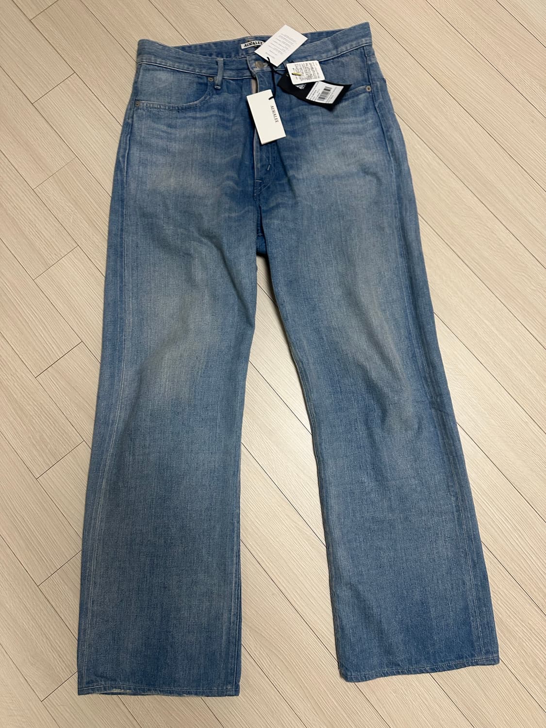  [3]25ss AURALEE 라이트 페이디드 셀비지 데님 플레어핏 상품이미지8