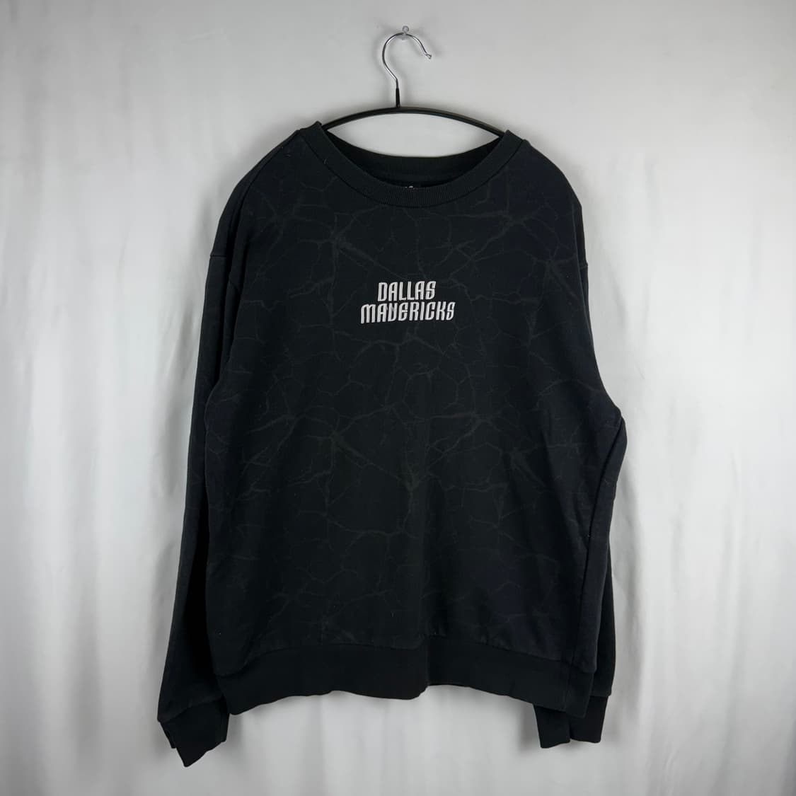 (무료배송)L) NBA 매버릭스 패턴 로고 맨투맨 상품이미지2