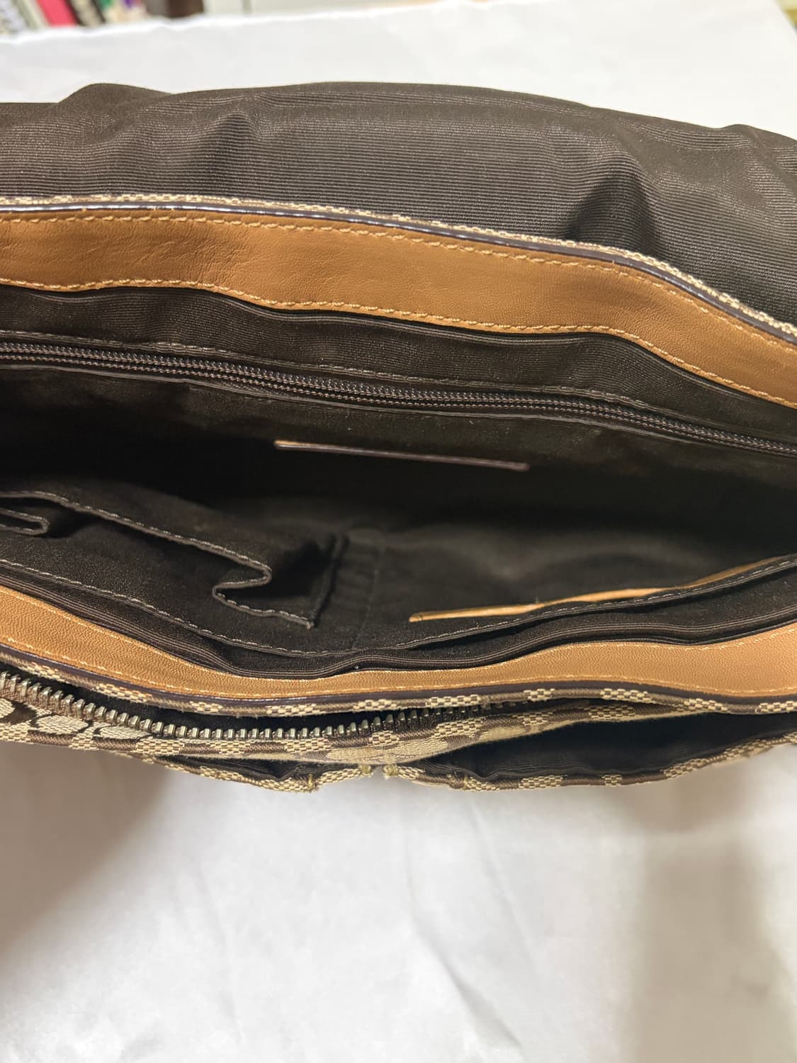 코치 크로스백 상품이미지3