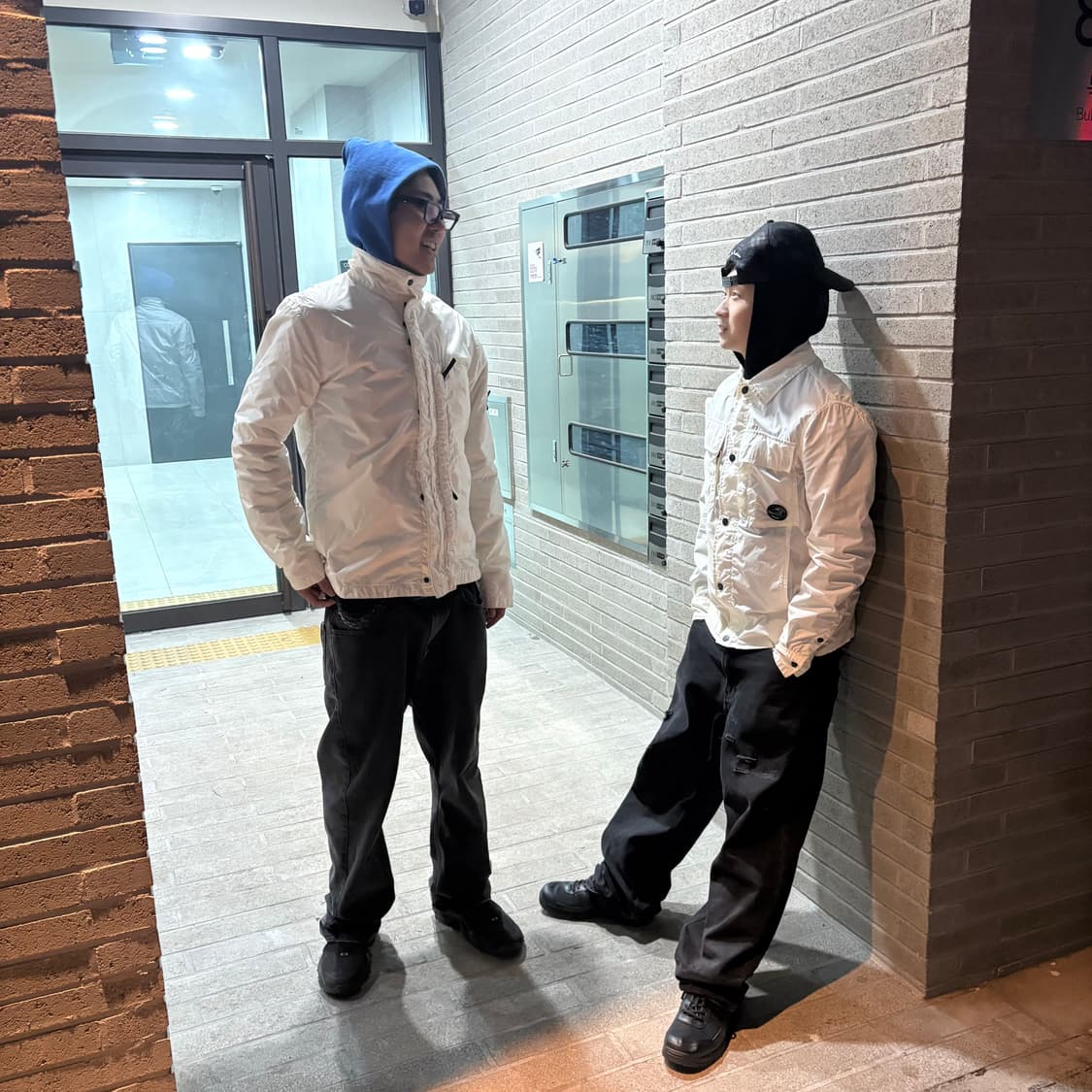 씨피컴퍼니 화이트 렌즈 오버 셔츠 자켓 상품이미지1